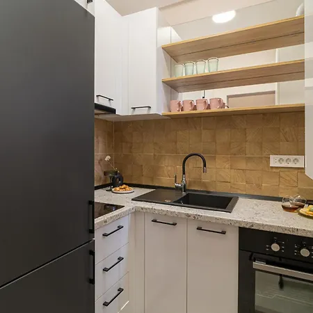 Holt Rossetti Residences - Exclusive Urban Lofts *