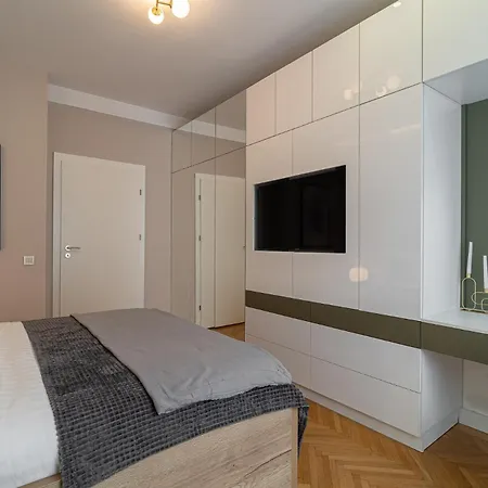 Holt Rossetti Residences - Exclusive Urban Lofts