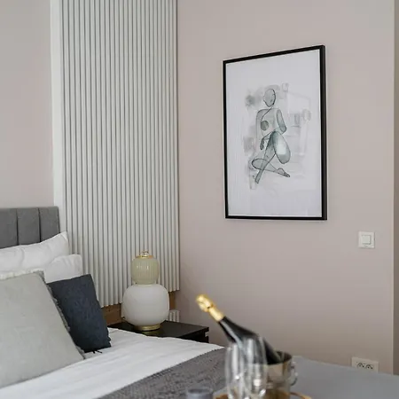 Holt Rossetti Residences - Exclusive Urban Lofts Apartament *