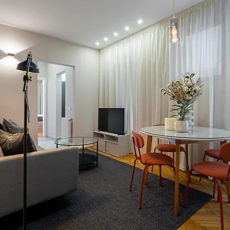 Holt Rossetti Residences - Exclusive Urban Lofts